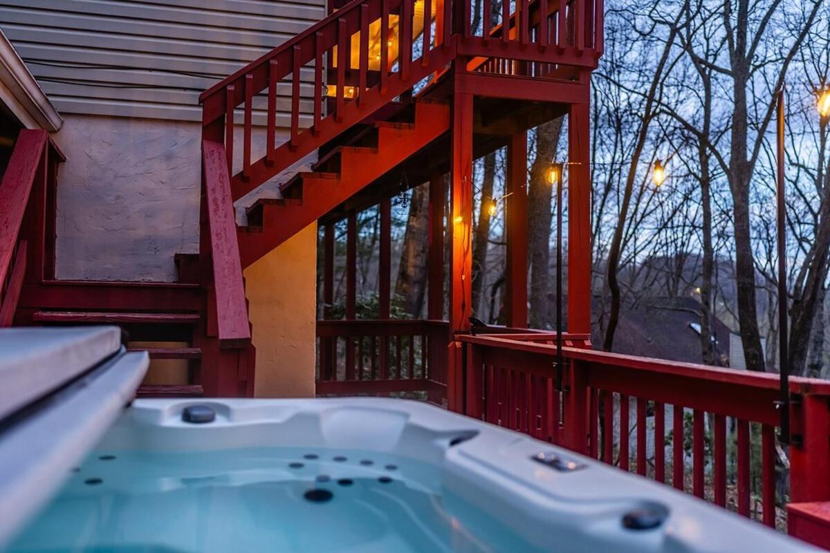 Smoky Mountains Escape